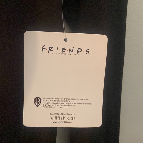 WB FRIENDS - Girls Long Sleeve - Black with Print - Size US Youth 8 - Picture 4 of 5